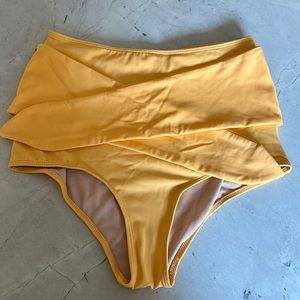 Kortni jeane tie front bottoms